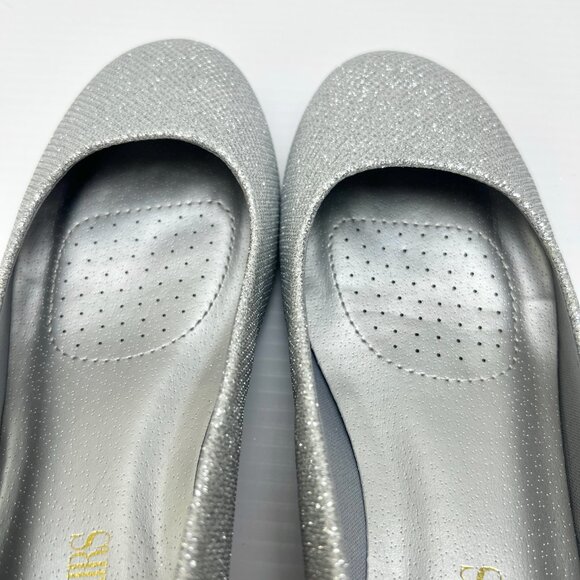 Sz 8- NWOT Dream‎ Pairs Debbie Slip On Mid Wedge Pump Shoes Silver Glitter - Picture 9 of 14